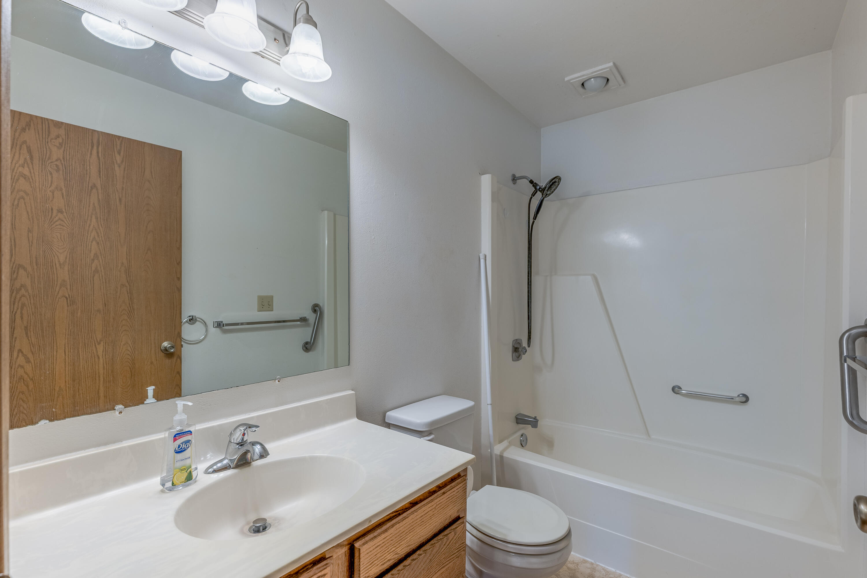 800 Randy Road, Unit 800 1/2 Sparta, WI 54656 - Photo 17 of 29 800 Randy-17