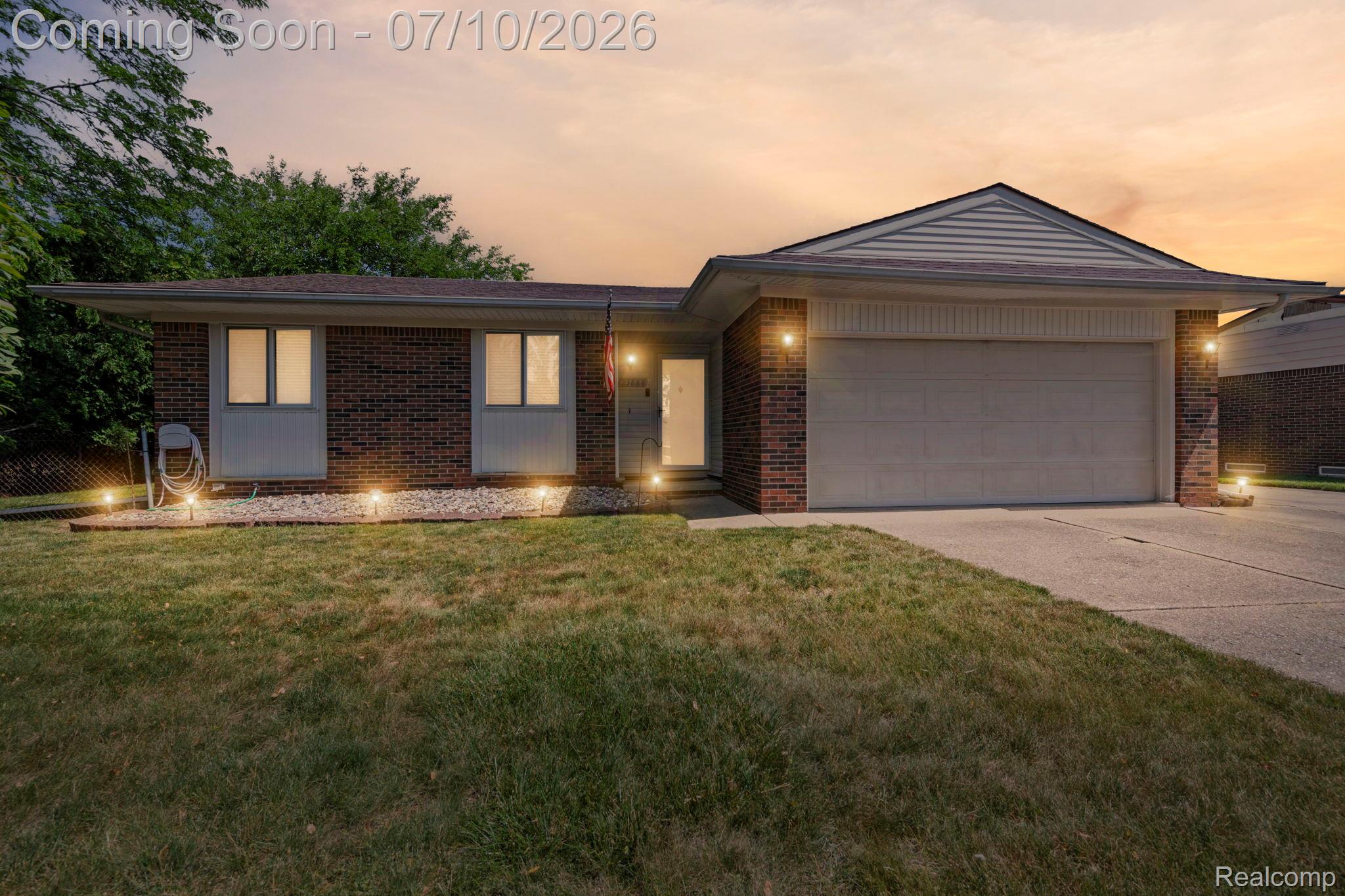 23888 Cedar Ridge Drive Romulus, MI 48174 - Photo 2 of 35 4-web-or-mls-23888-cedar-ridge-dr.jpg