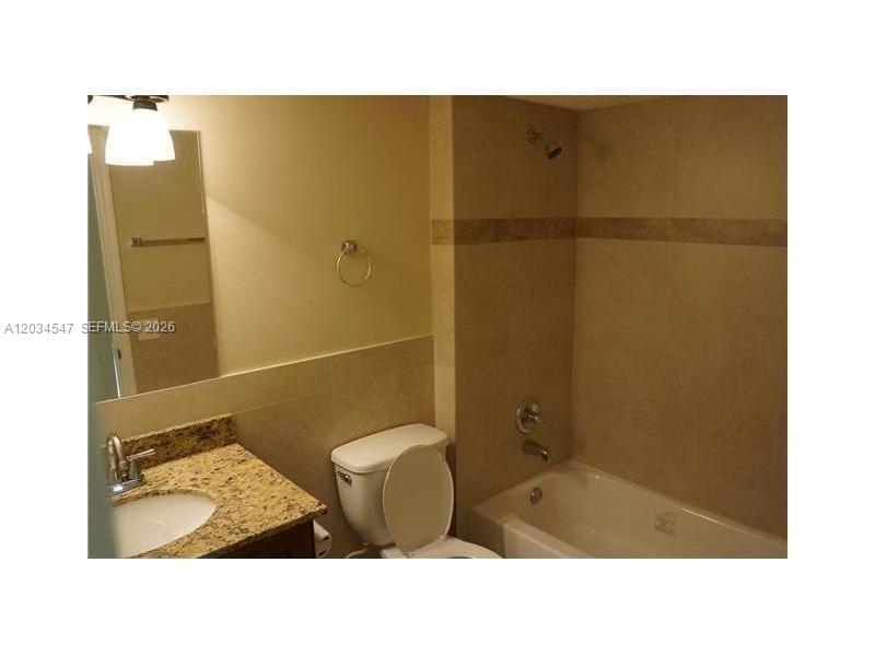 4015 West McNab Road, Unit D210 Pompano Beach, FL 33069 - Photo 10 of 15