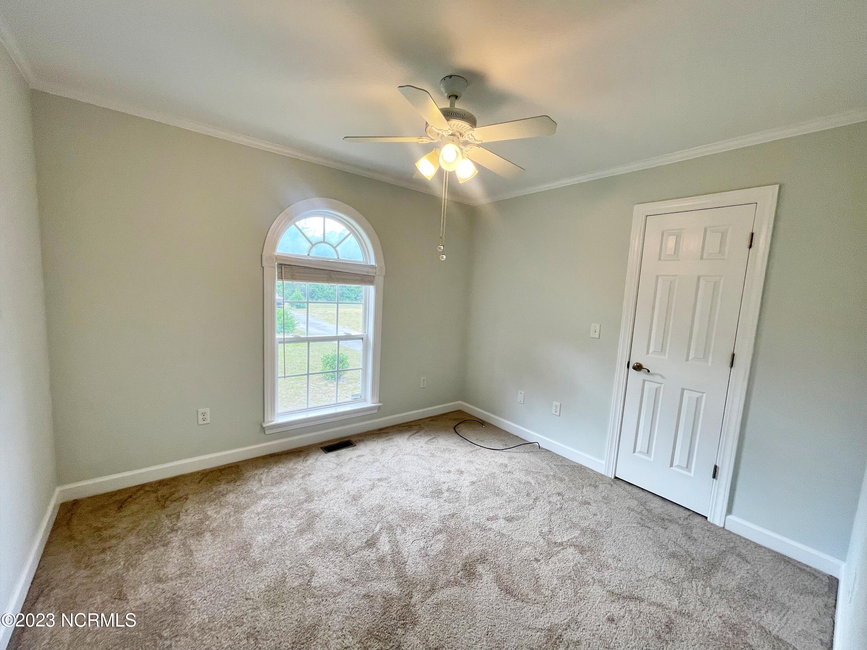 2047 Neuse Road Kinston, NC 28501 - Photo 27 of 49 GUEST BEDROOM