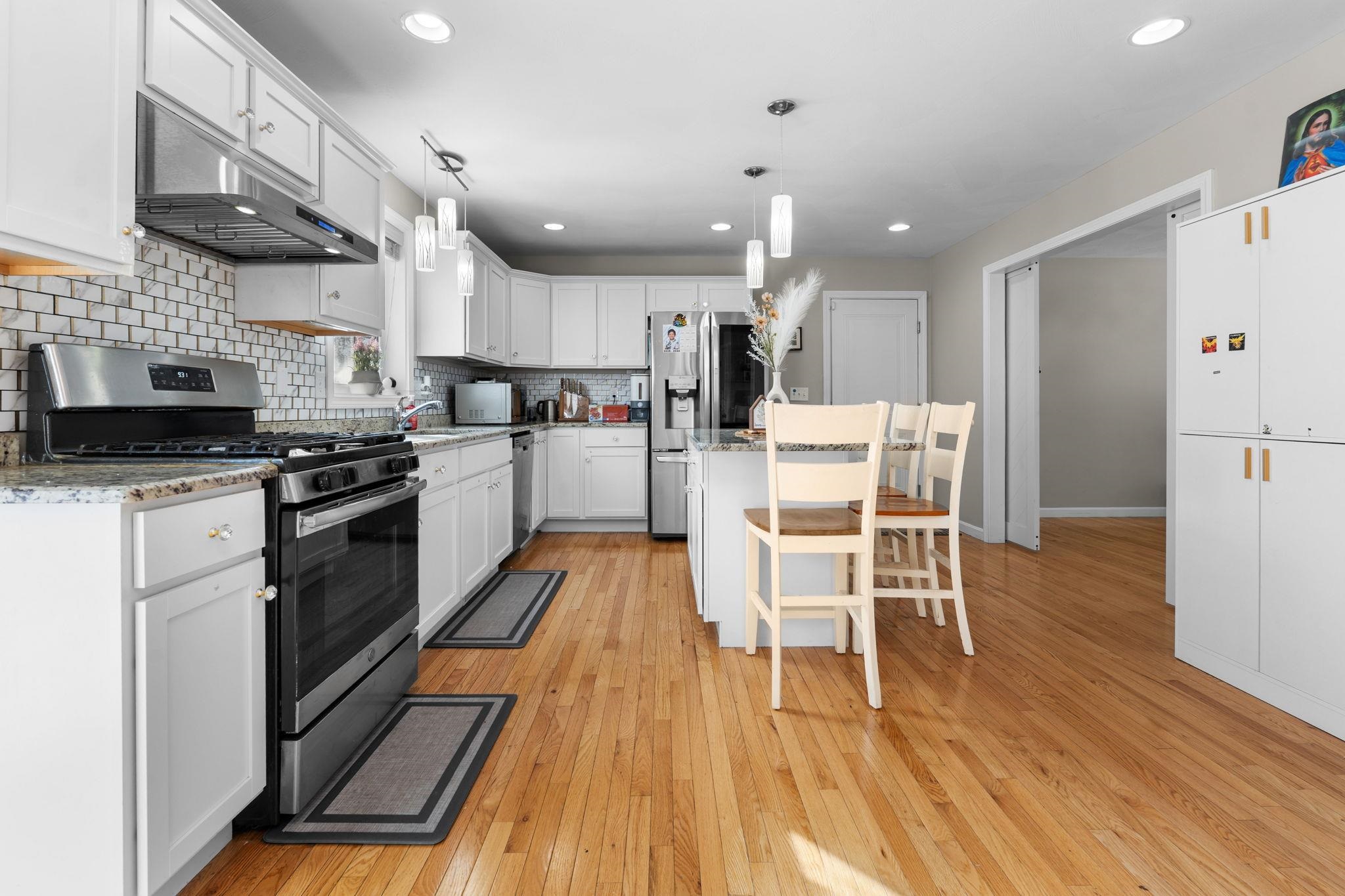 15 Double Brook Road Manchester, NH 03109 - Photo 14 of 51