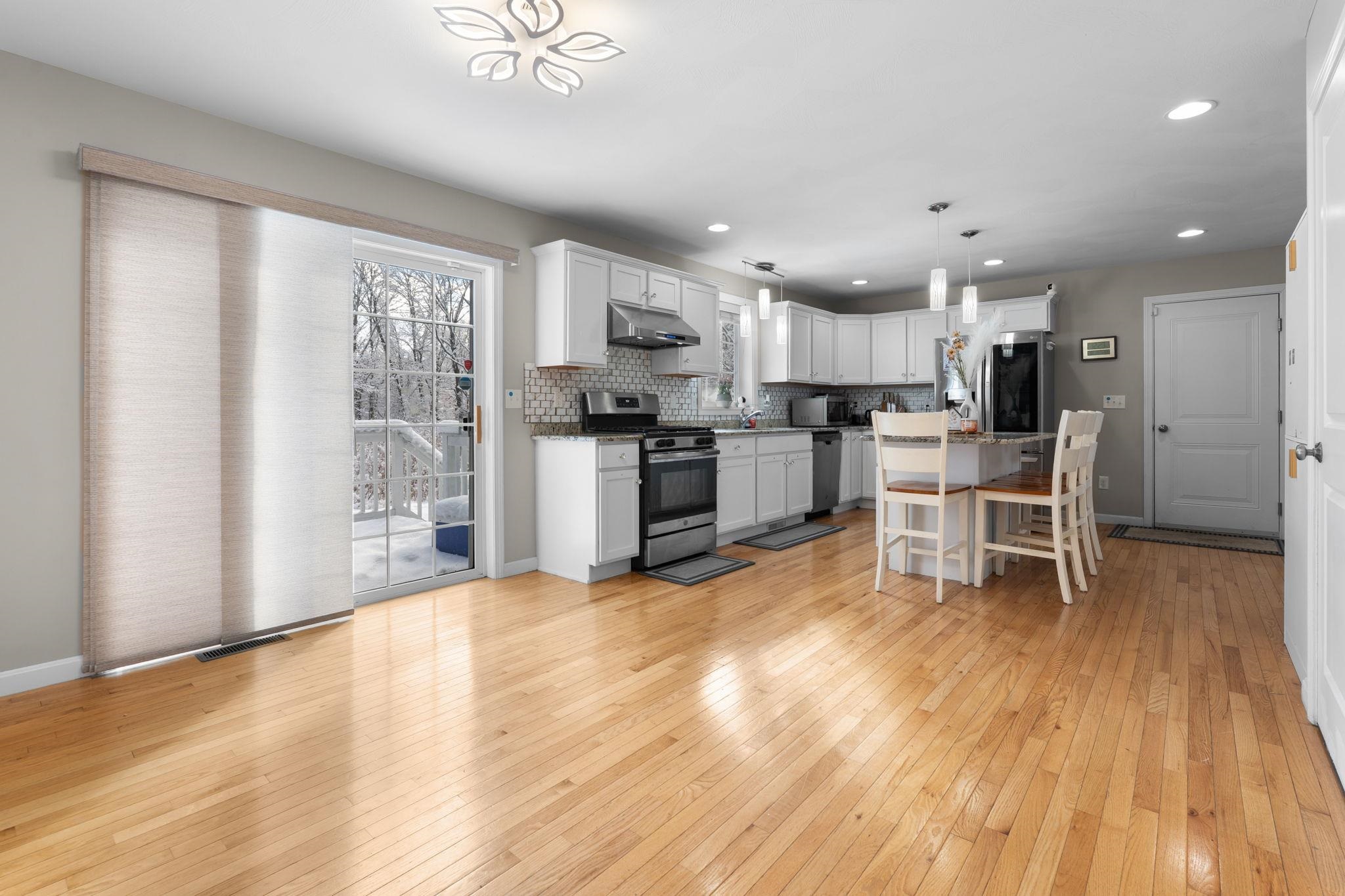 15 Double Brook Road Manchester, NH 03109 - Photo 17 of 51