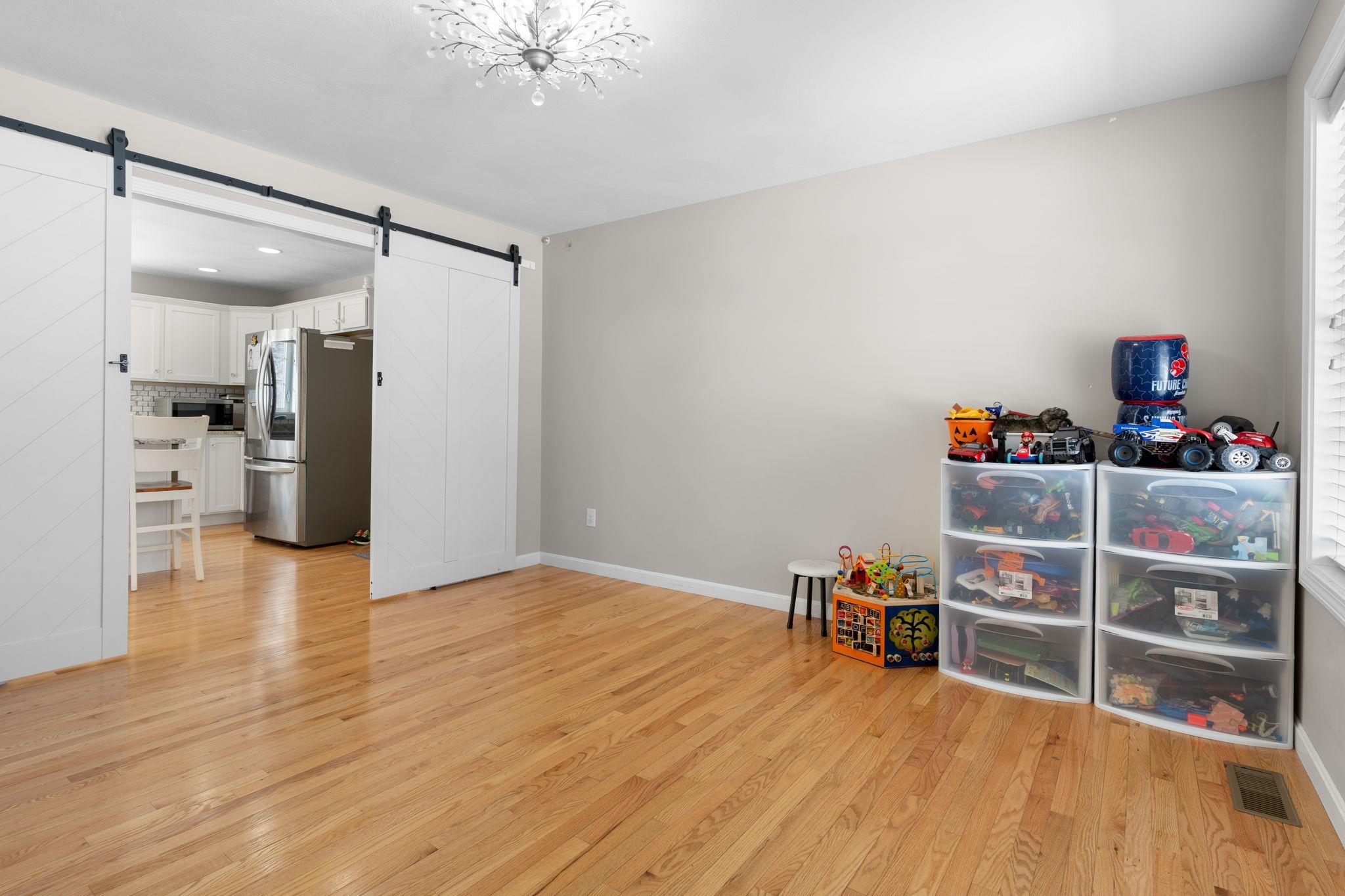 15 Double Brook Road Manchester, NH 03109 - Photo 18 of 51