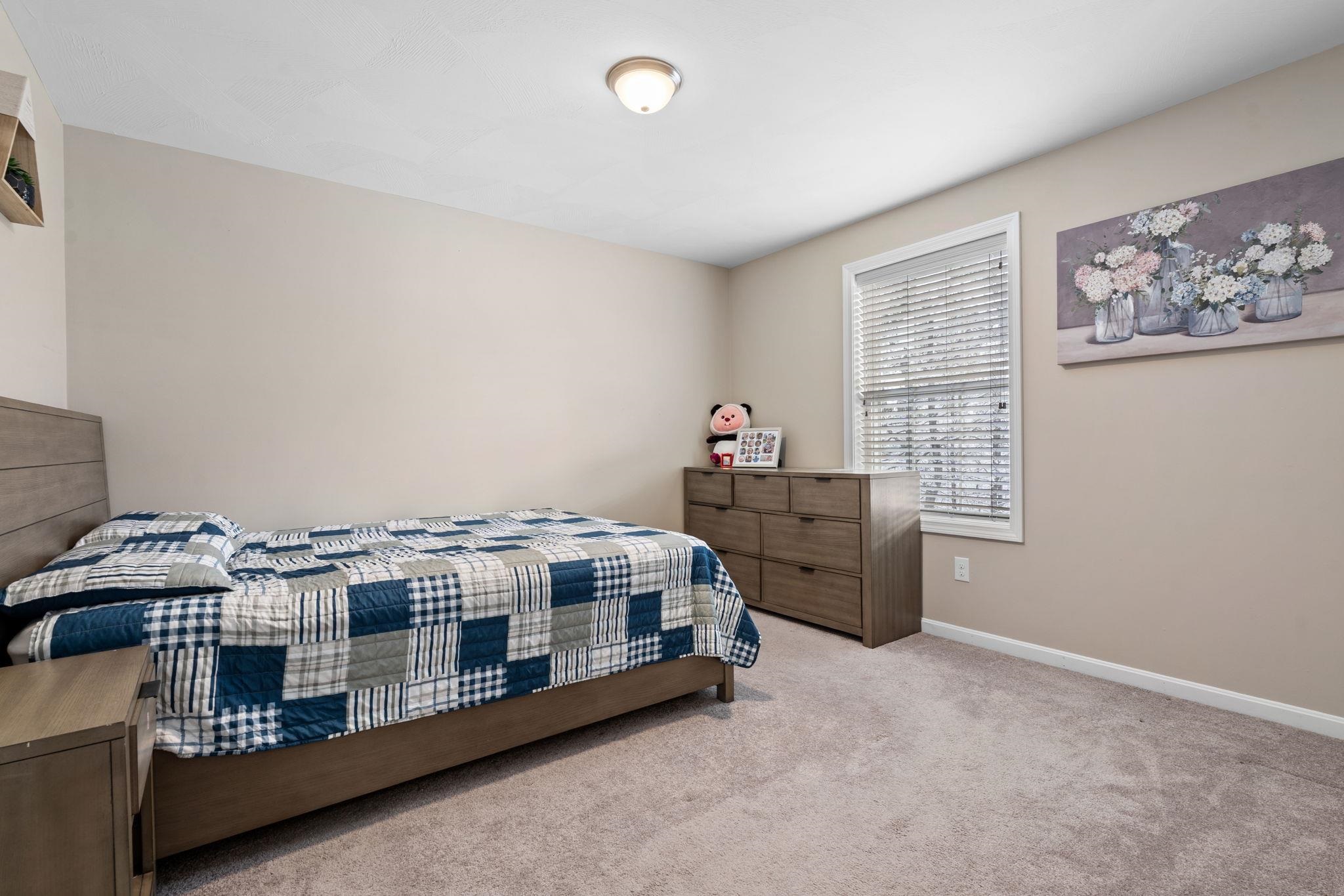 15 Double Brook Road Manchester, NH 03109 - Photo 34 of 51