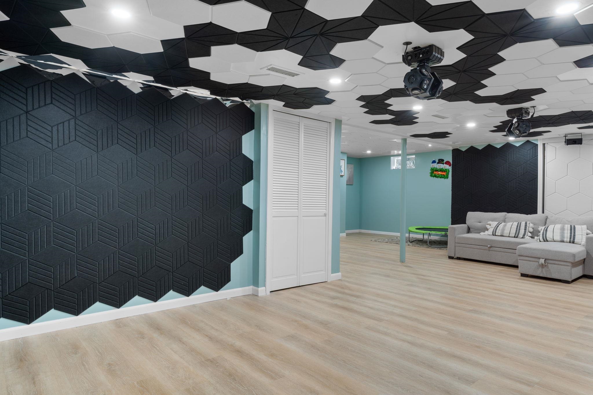 15 Double Brook Road Manchester, NH 03109 - Photo 44 of 51