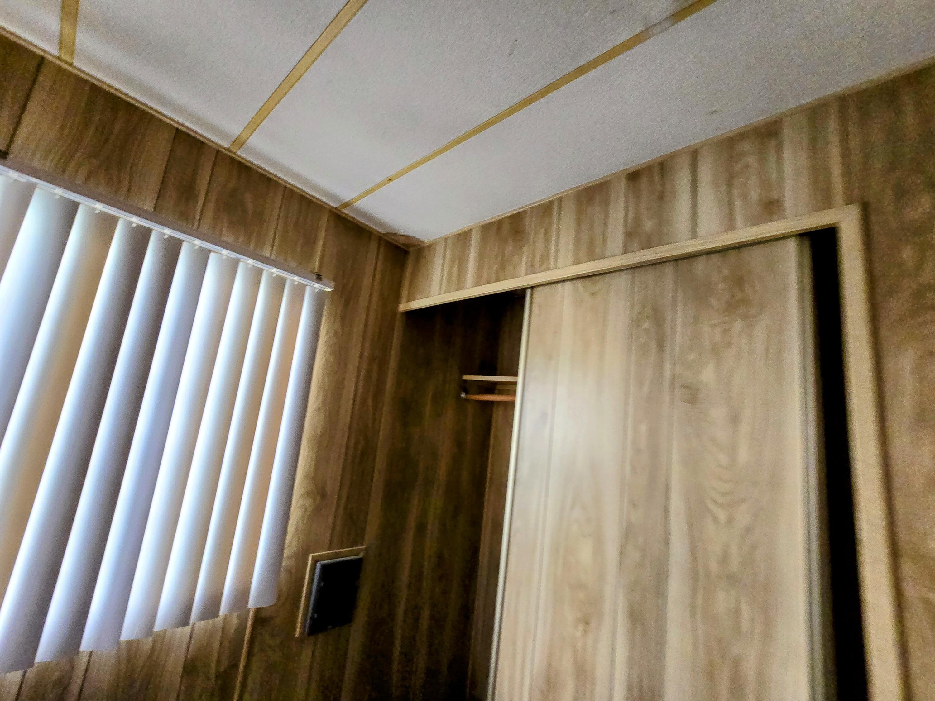 34220 Cheseboro Road Palmdale, CA 93552 - Photo 8 of 12 a bathroom with a window and a shower