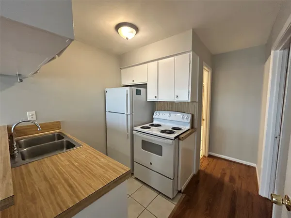 $895 | 807 Heights Boulevard, Unit 6, Houston, TX 77007