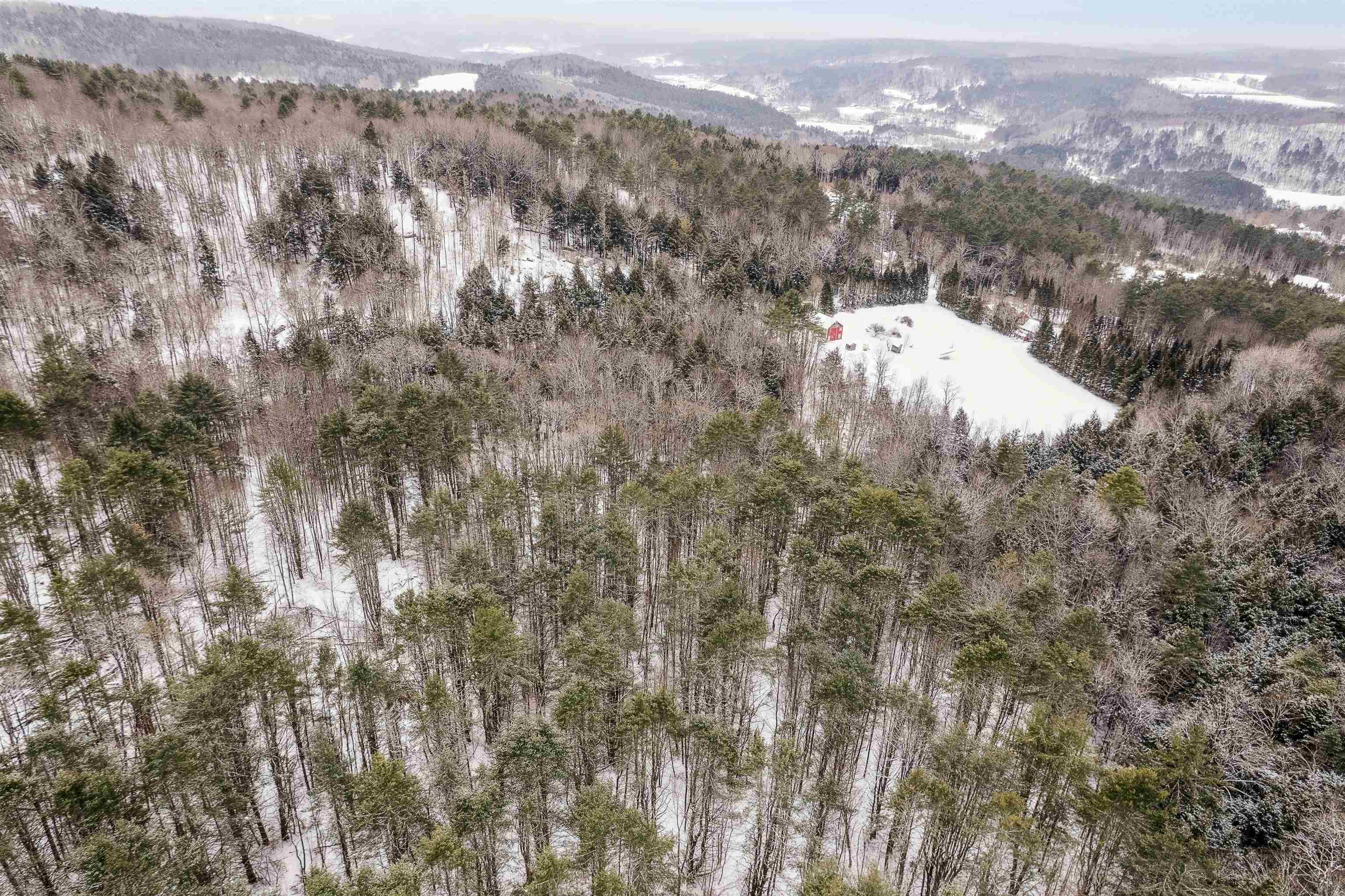 933 Gage Road Tunbridge, VT 05032 - Photo 11 of 18