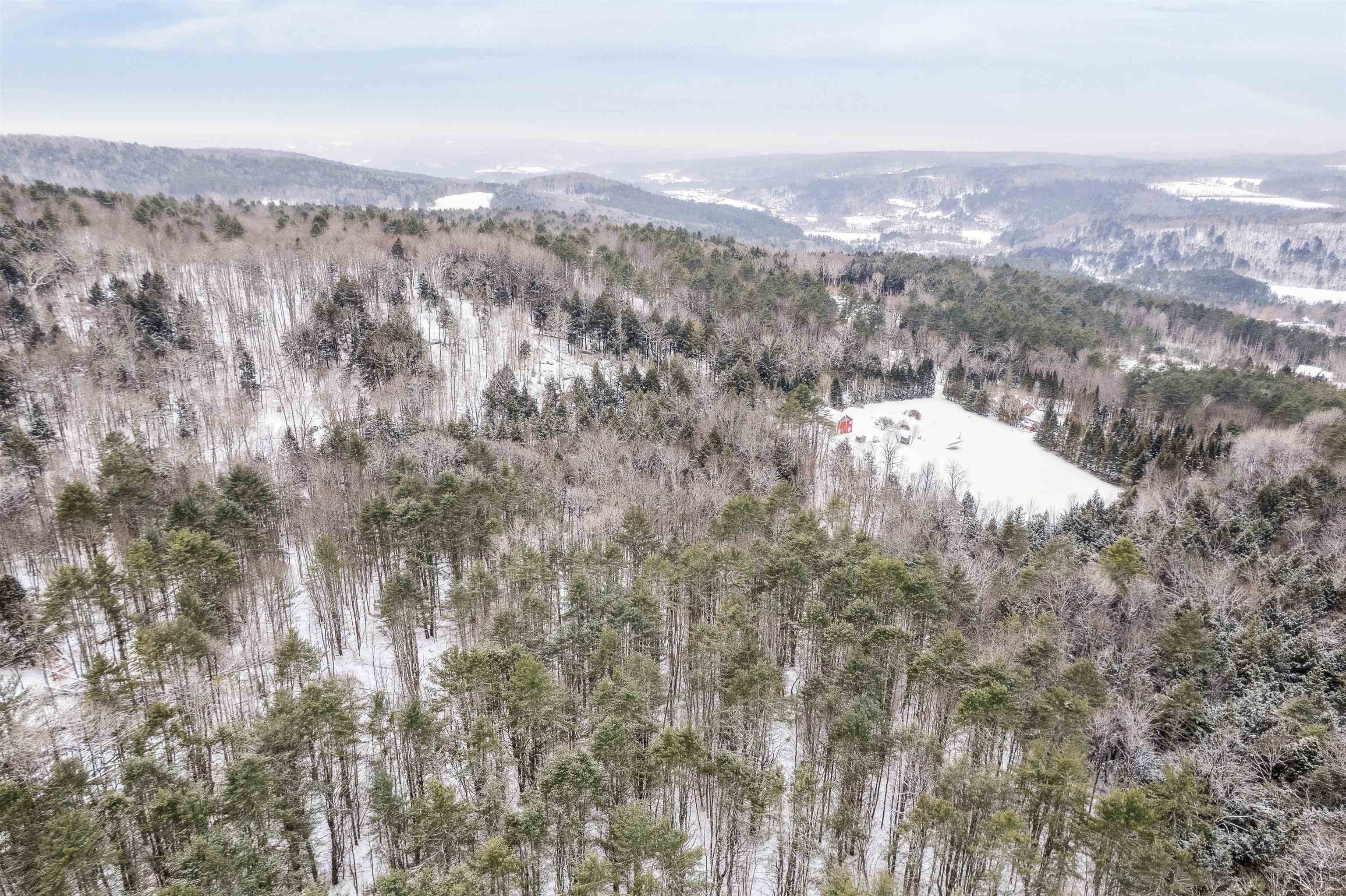 933 Gage Road Tunbridge, VT 05032 - Photo 12 of 18