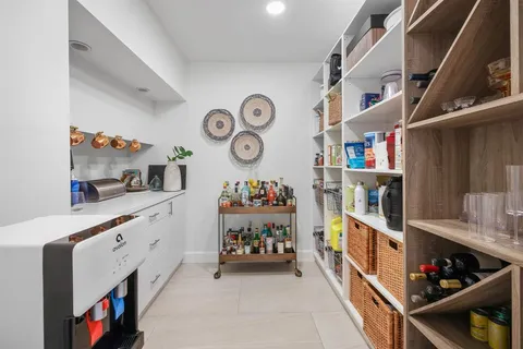 $2,895,000 | 3161 North 36th Street, Hollywood, FL 33021