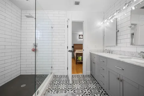 $2,895,000 | 3161 North 36th Street, Hollywood, FL 33021