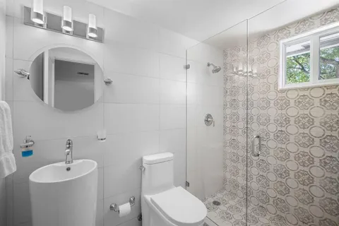 $2,895,000 | 3161 North 36th Street, Hollywood, FL 33021