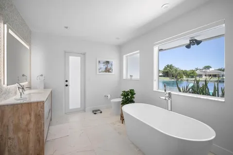 $2,895,000 | 3161 North 36th Street, Hollywood, FL 33021