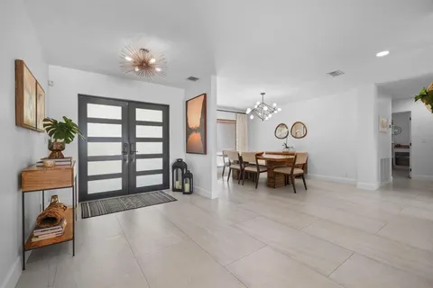 $2,895,000 | 3161 North 36th Street, Hollywood, FL 33021