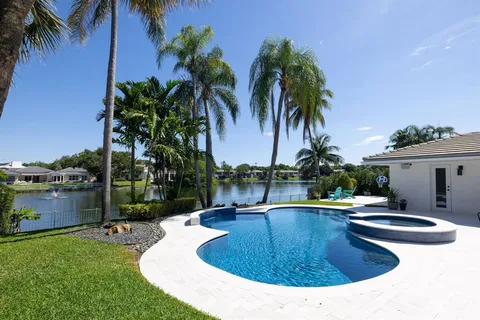 $2,895,000 | 3161 North 36th Street, Hollywood, FL 33021