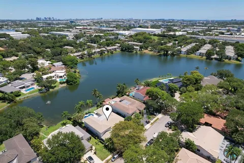 $2,895,000 | 3161 North 36th Street, Hollywood, FL 33021