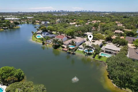 $2,895,000 | 3161 North 36th Street, Hollywood, FL 33021