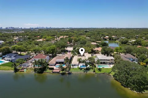 $2,895,000 | 3161 North 36th Street, Hollywood, FL 33021