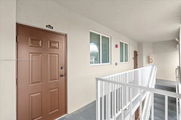 $219,900 | 1677 Southeast 27th Court, Unit 202, Homestead, FL 33035