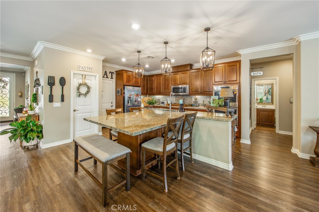 13560 Carista Boulevard Riverside, CA 92503 - Photo 13 of 58