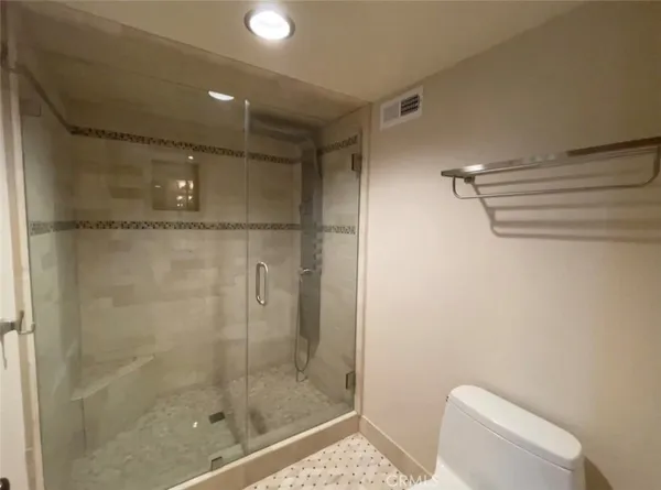 $4,200 | 8 Solana, Unit 36, Irvine, CA 92612