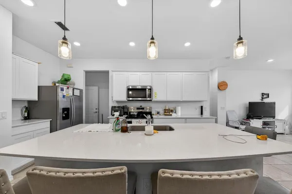 $435,000 | 6128 Rancho Lane, Greenacres, FL 33415