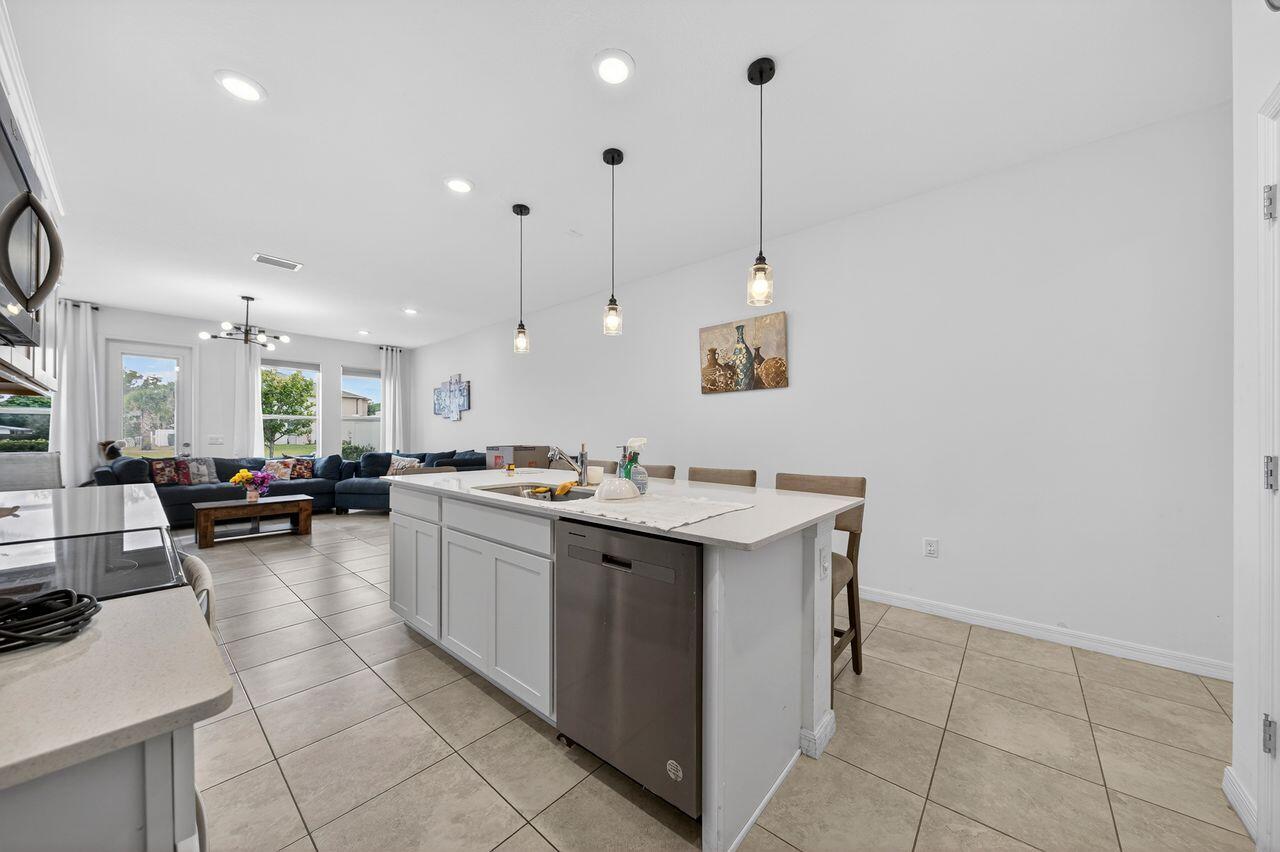 6128 Rancho Lane Greenacres, FL 33415 - Photo 4 of 9 moe 5