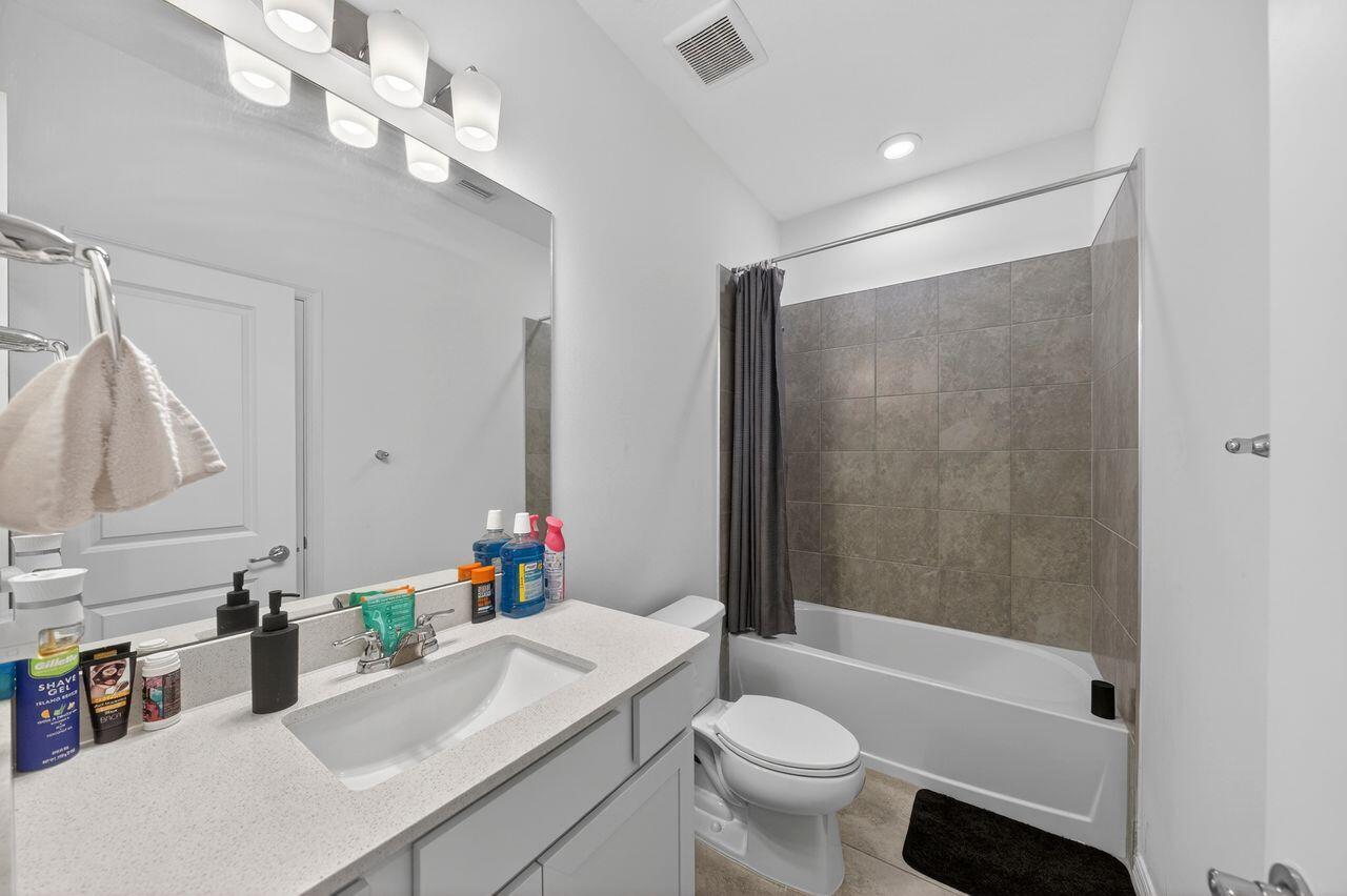 6128 Rancho Lane Greenacres, FL 33415 - Photo 9 of 9 noe 6