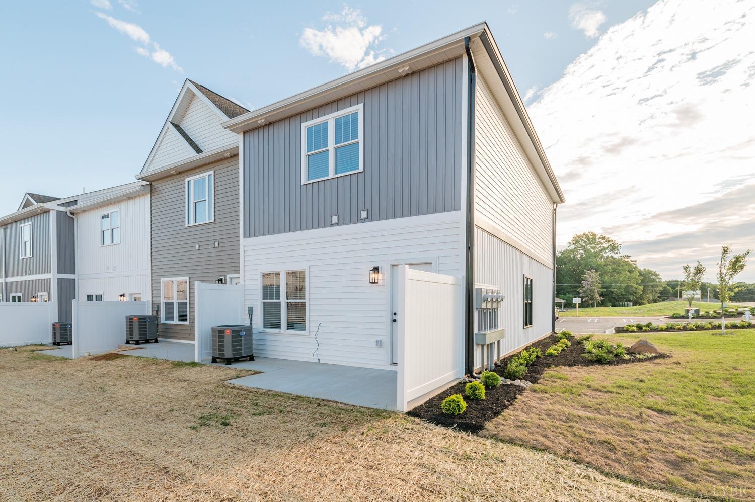556 Leesville Road, Unit 905 Lynchburg, VA 24502 - Photo 5 of 40 a view of a house with backyard