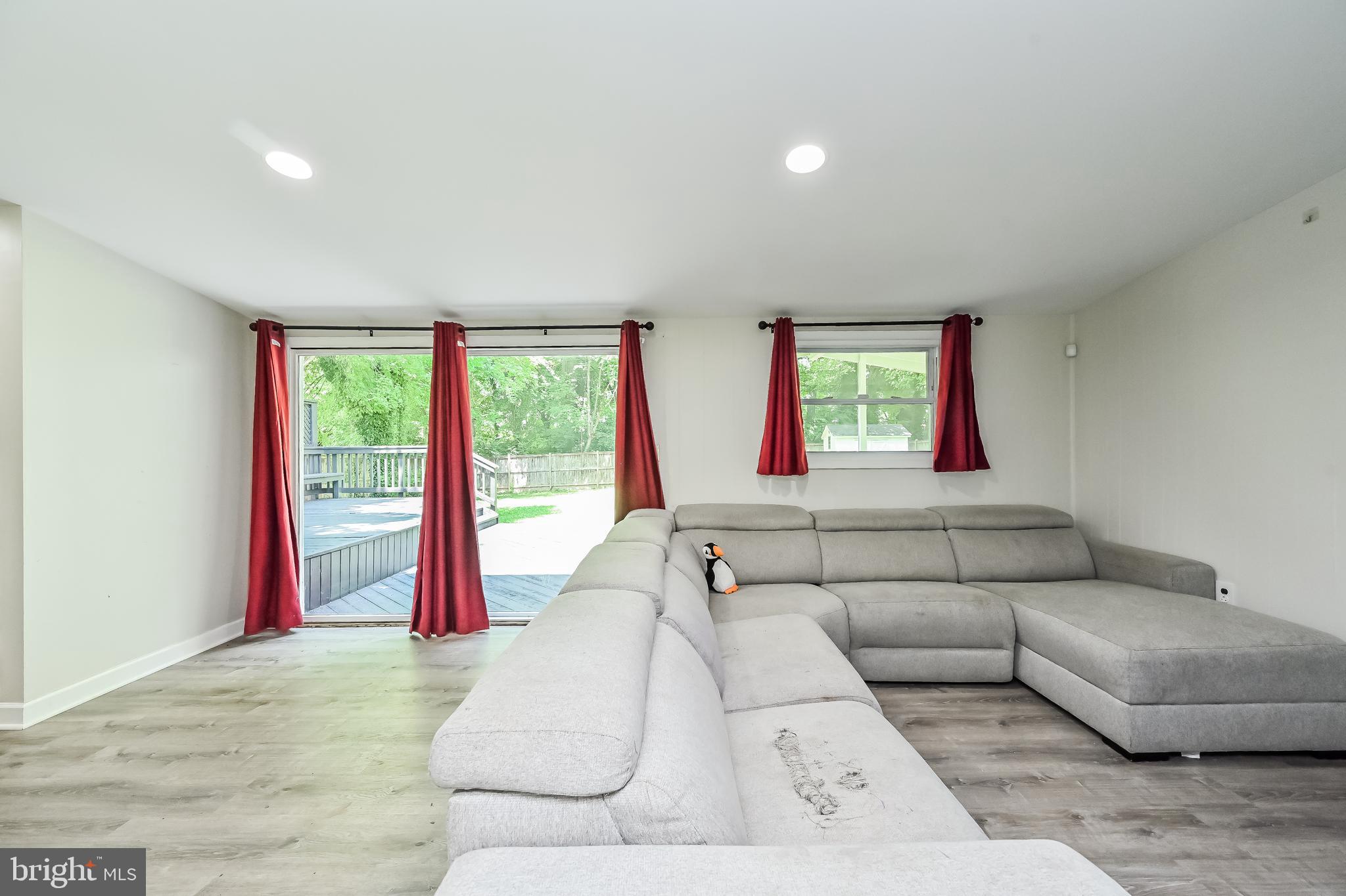 1415 Cottage Street Southwest Vienna, VA 22180 - Photo 26 of 64 Family room walk out