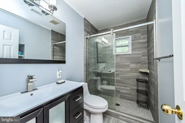 $3,800 | 1415 Cottage Street Southwest, Vienna, VA 22180