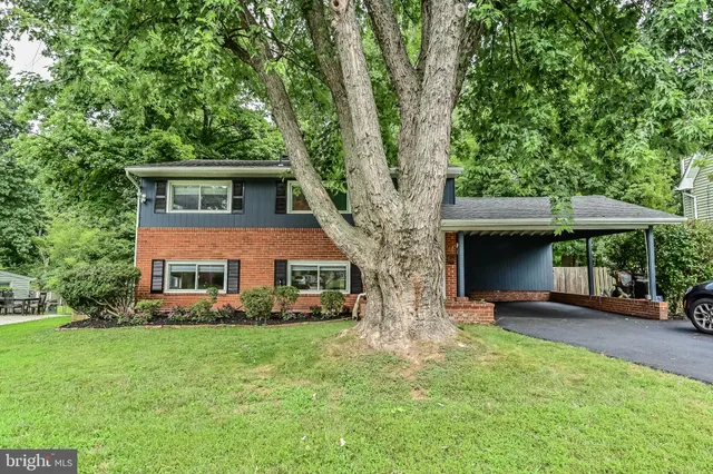 $3,800 | 1415 Cottage Street Southwest, Vienna, VA 22180