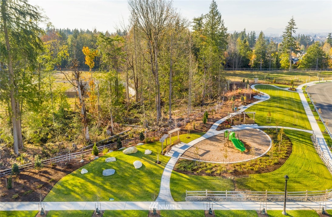 906 Rainier Loop Mount Vernon, WA 98274 - Photo 9 of 22 Gallery Image 9