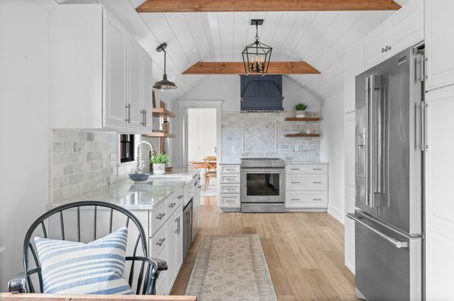 $1,395,000 | 82 Main Street, Orleans, MA 02653