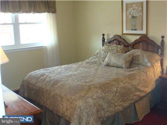 3586 Kyle Road Philadelphia, PA 19154 - Photo 6 of 12 Bedroom - Main