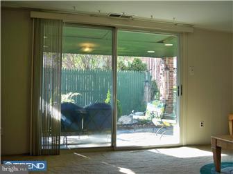 3586 Kyle Road Philadelphia, PA 19154 - Photo 10 of 12 Family Room