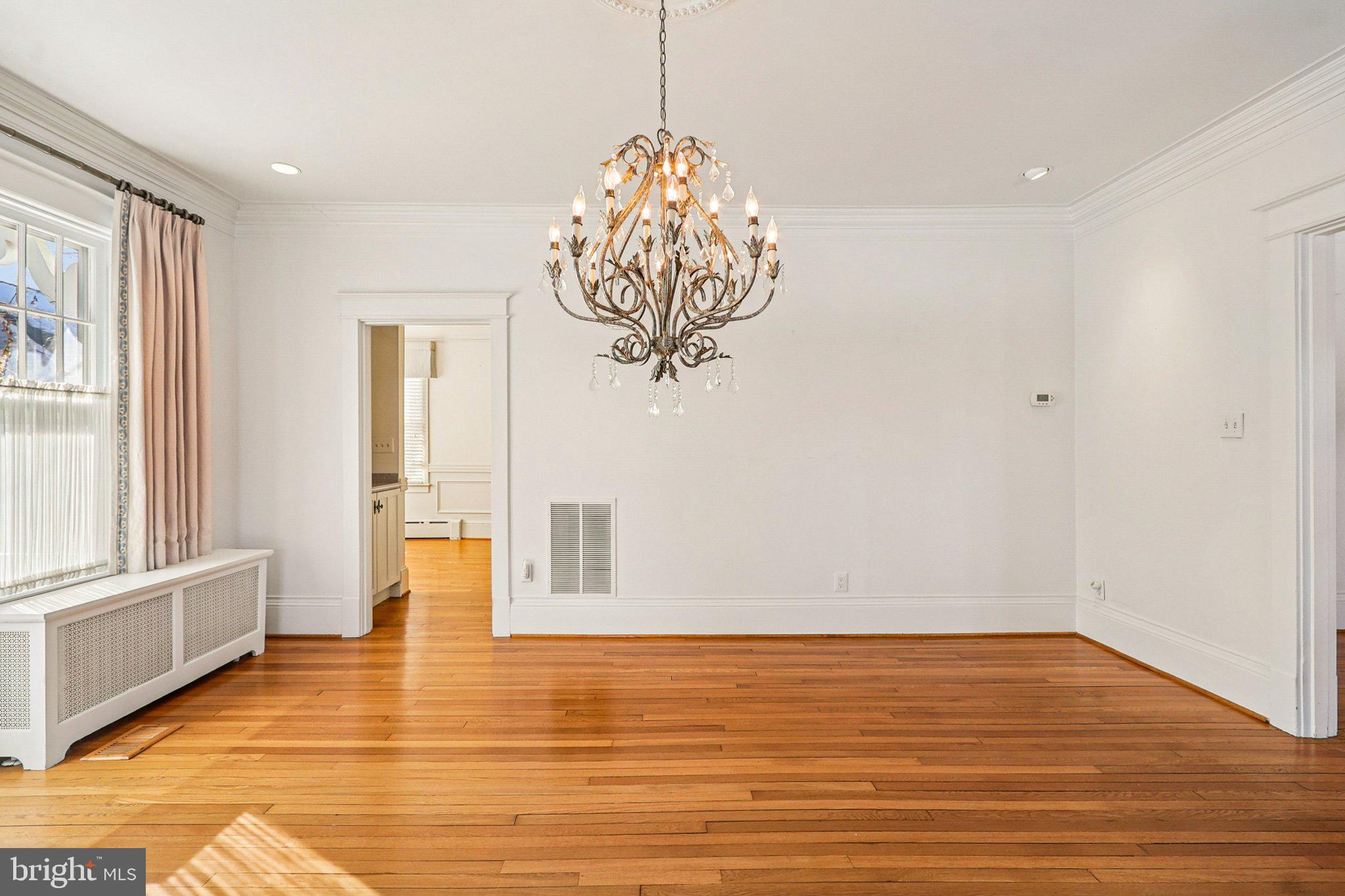 1922 South Arlington Ridge Road Arlington, VA 22202 - Photo 16 of 89