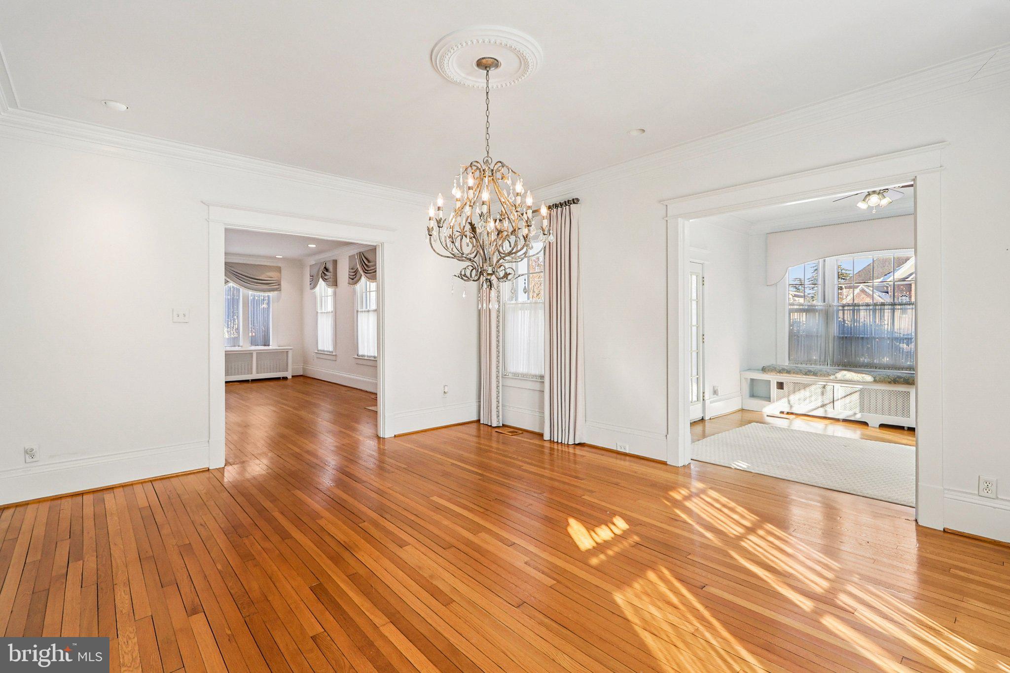 1922 South Arlington Ridge Road Arlington, VA 22202 - Photo 17 of 89