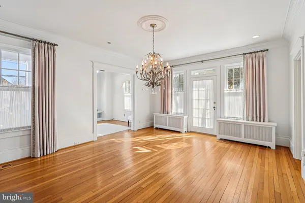 $1,995,000 | 1922 South Arlington Ridge Road, Arlington, VA 22202