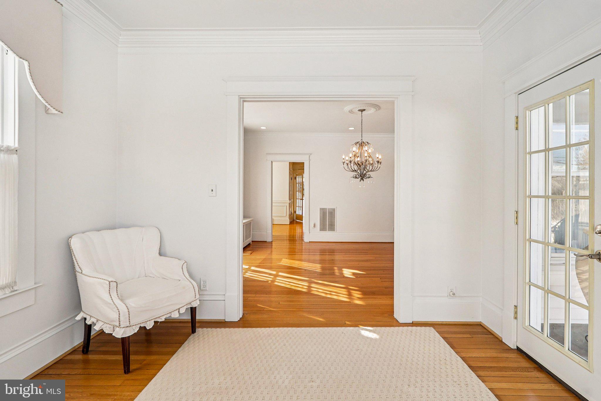 1922 South Arlington Ridge Road Arlington, VA 22202 - Photo 20 of 89