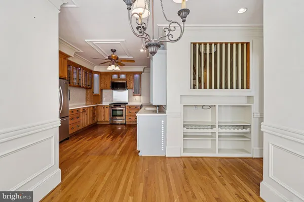 $1,995,000 | 1922 South Arlington Ridge Road, Arlington, VA 22202