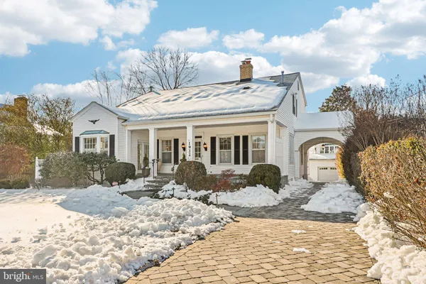 $1,995,000 | 1922 South Arlington Ridge Road, Arlington, VA 22202