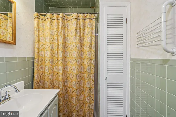 $1,995,000 | 1922 South Arlington Ridge Road, Arlington, VA 22202