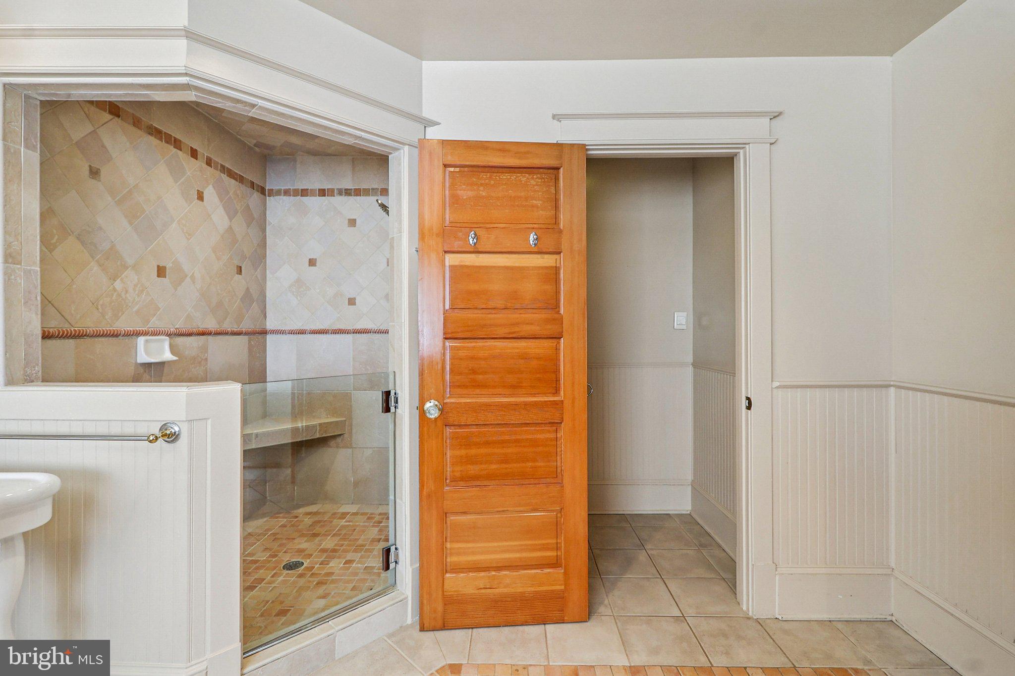 1922 South Arlington Ridge Road Arlington, VA 22202 - Photo 50 of 89