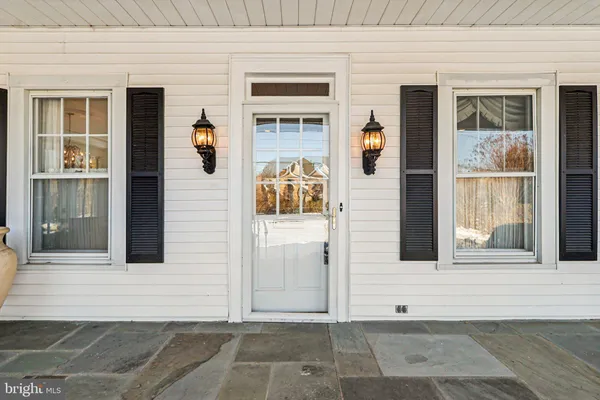 $1,995,000 | 1922 South Arlington Ridge Road, Arlington, VA 22202