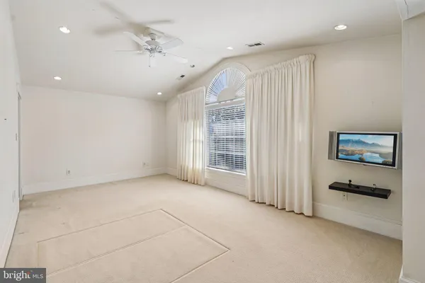 $1,995,000 | 1922 South Arlington Ridge Road, Arlington, VA 22202