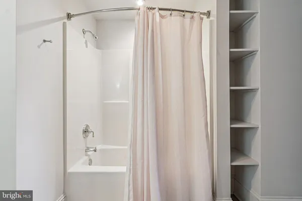 $1,995,000 | 1922 South Arlington Ridge Road, Arlington, VA 22202