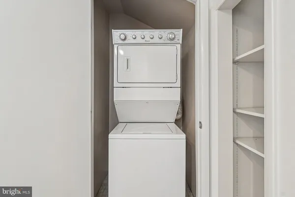 $1,995,000 | 1922 South Arlington Ridge Road, Arlington, VA 22202