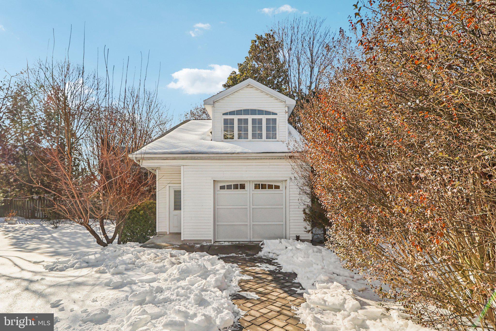 1922 South Arlington Ridge Road Arlington, VA 22202 - Photo 70 of 89