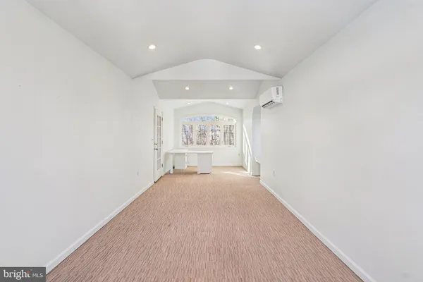 $1,995,000 | 1922 South Arlington Ridge Road, Arlington, VA 22202